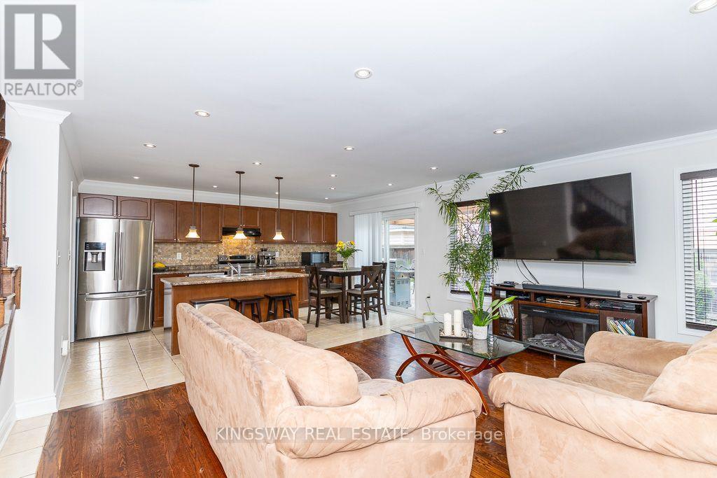 83 Kidd Crescent, New Tecumseth, Ontario  L9R 0E1 - Photo 8 - N13710640