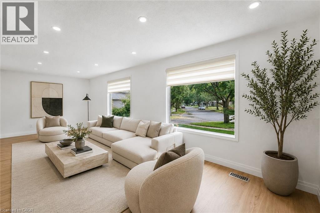 58 Tupper Crescent, Kitchener, Ontario  N2B 2X9 - Photo 7 - 40857805