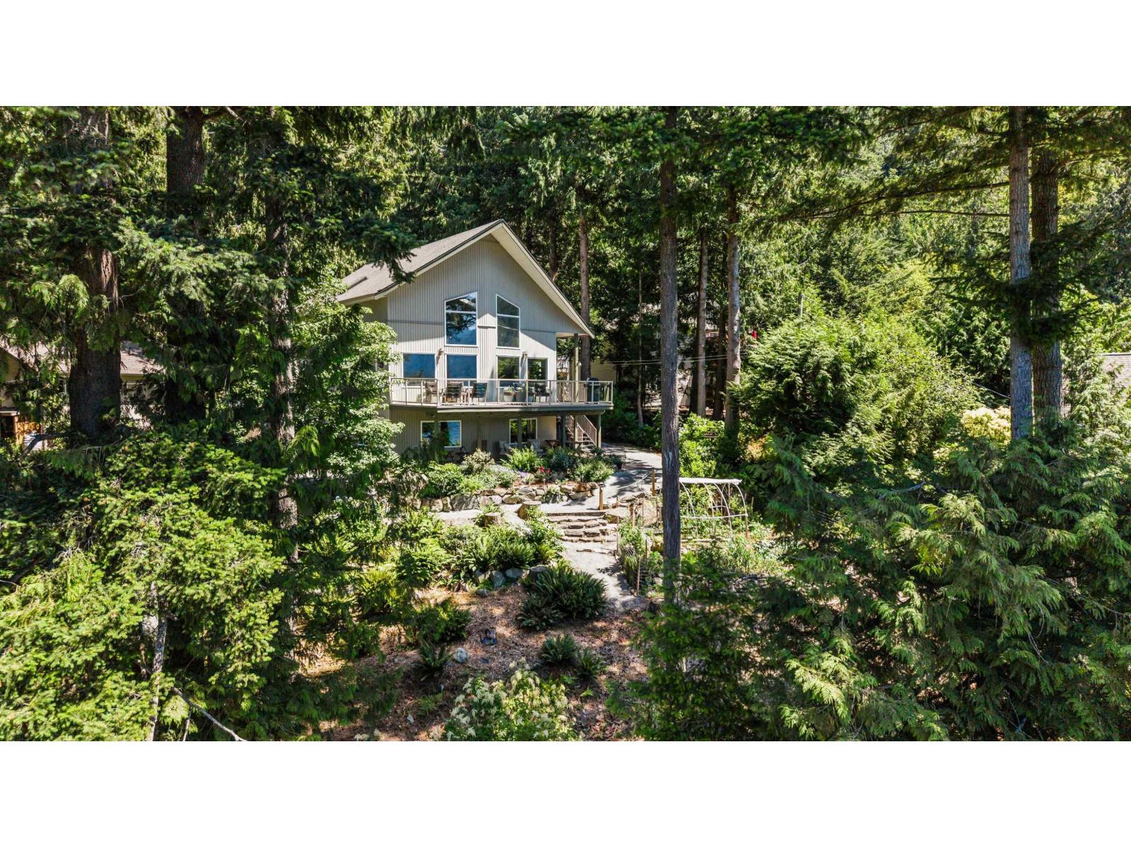 6970 Rockwell Drive, Harrison Lake, Harrison Hot Springs, British Columbia  V0M 1K0 - Photo 5 - R3139205