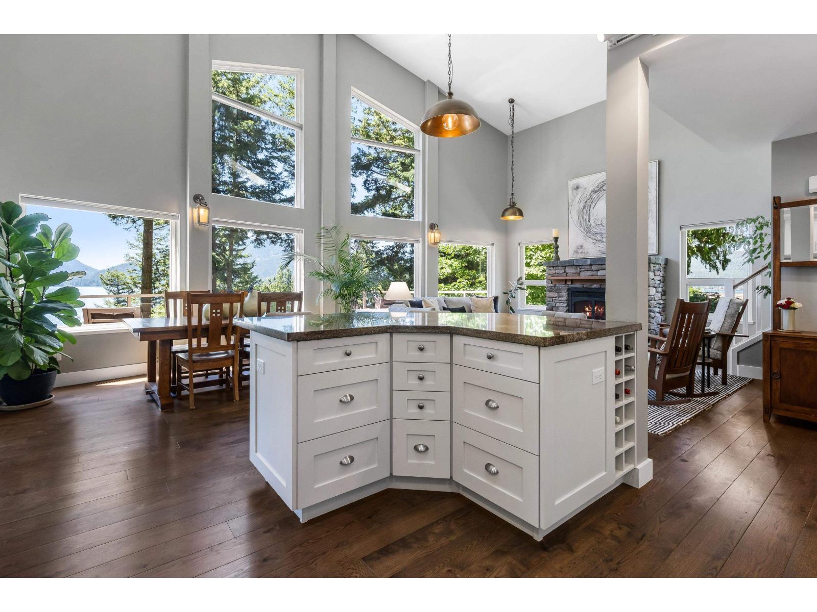 6970 Rockwell Drive, Harrison Lake, Harrison Hot Springs, British Columbia  V0M 1K0 - Photo 15 - R3139205