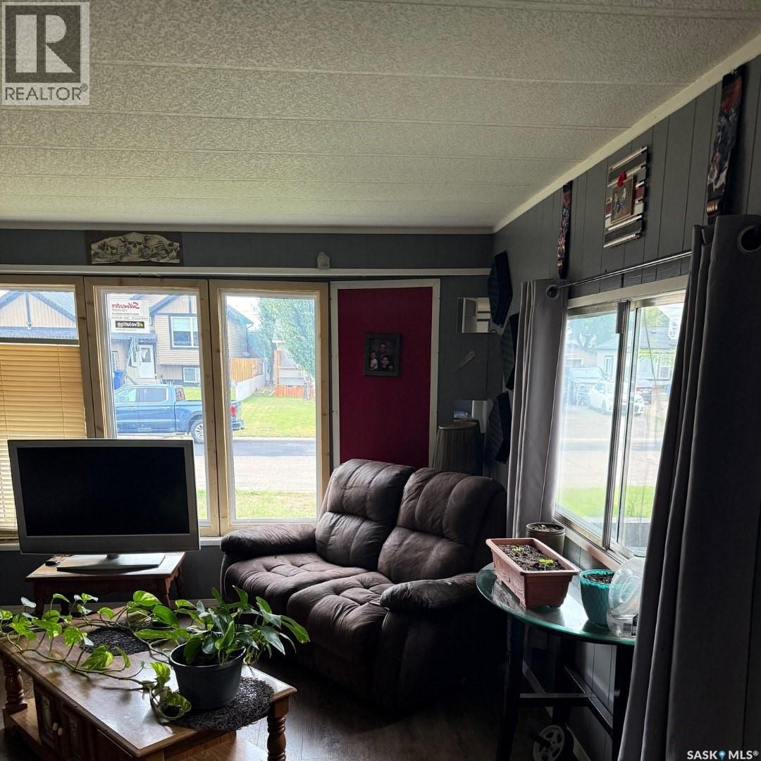251 30th Street W, Battleford, Saskatchewan  S0M 0E0 - Photo 7 - SK046620