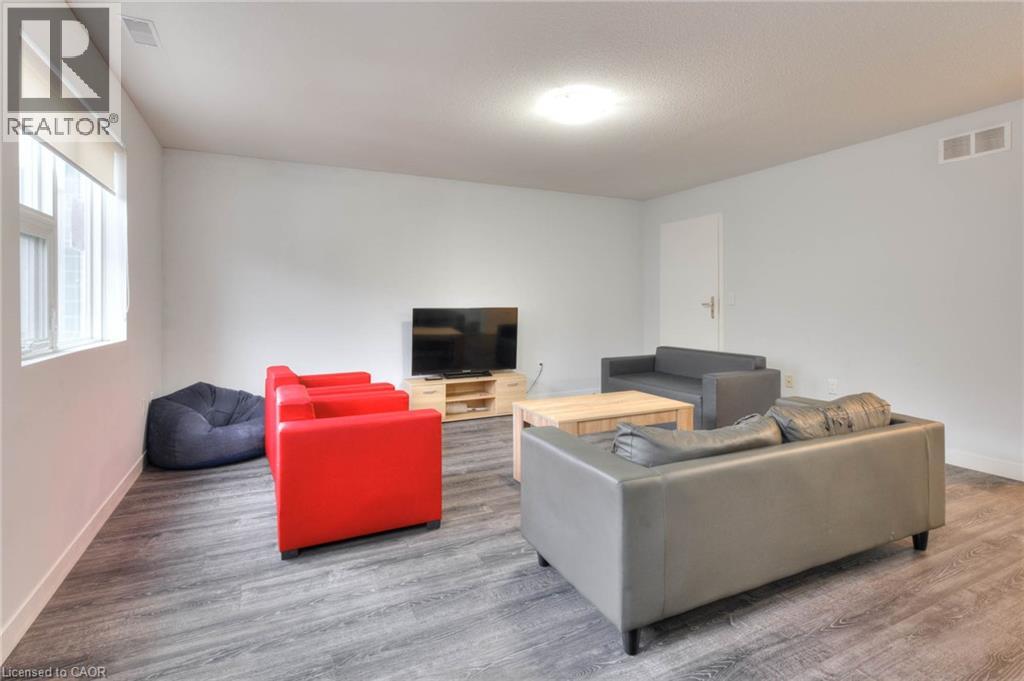 338 Albert Street Unit# 208, Waterloo, Ontario  N2L 0G8 - Photo 3 - 40857819