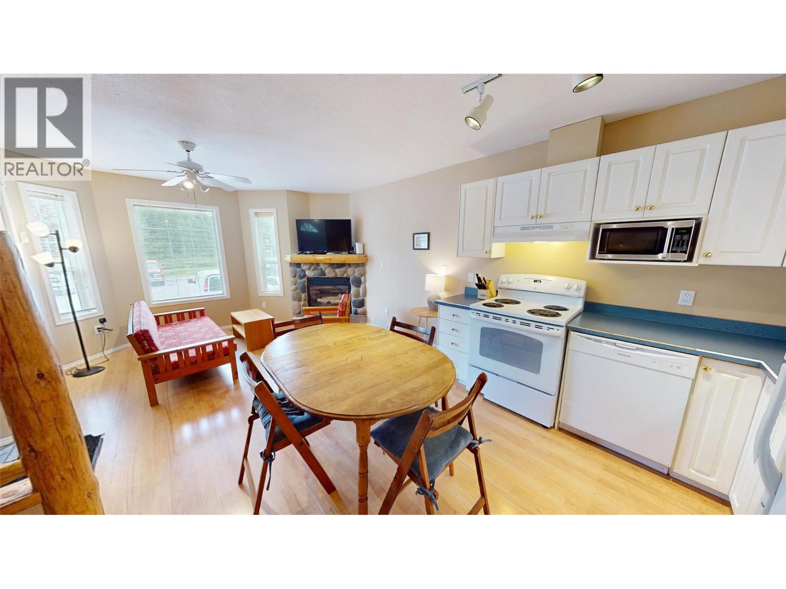 400 Riverside Way Unit# 426, Fernie, British Columbia  V0B 1M7 - Photo 6 - 10393333