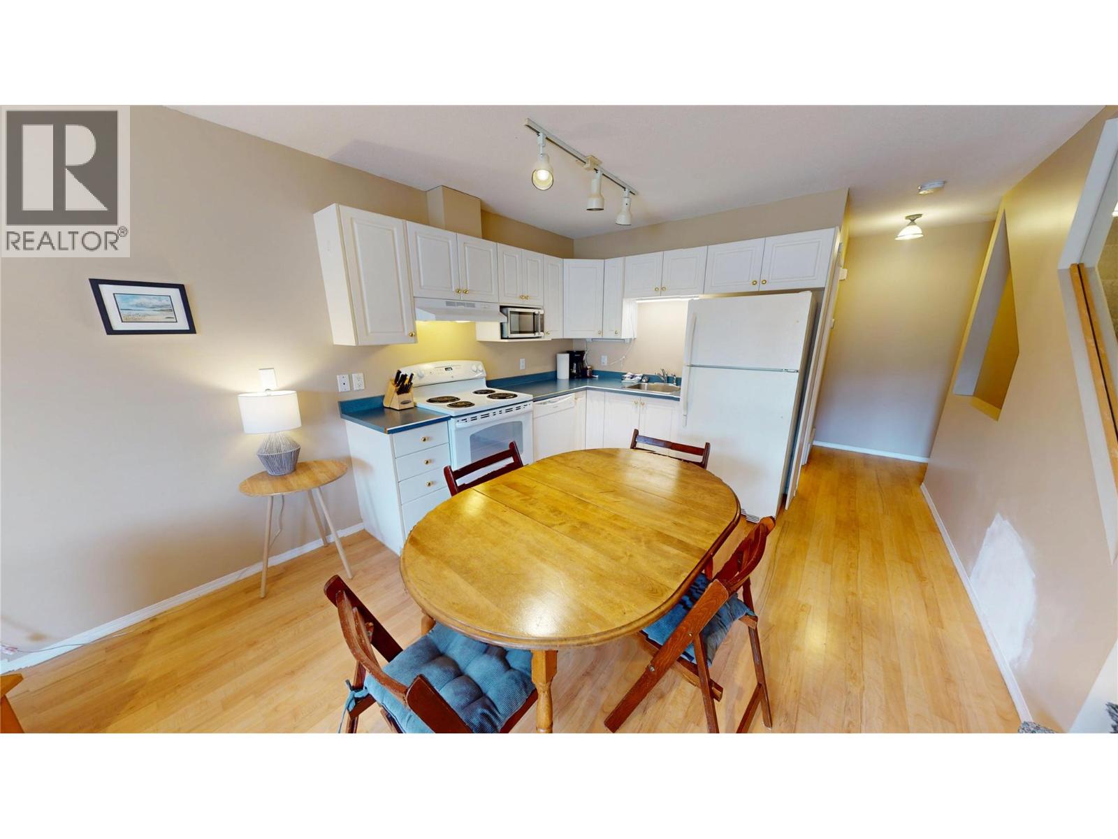 400 Riverside Way Unit# 426, Fernie, British Columbia  V0B 1M7 - Photo 8 - 10393333