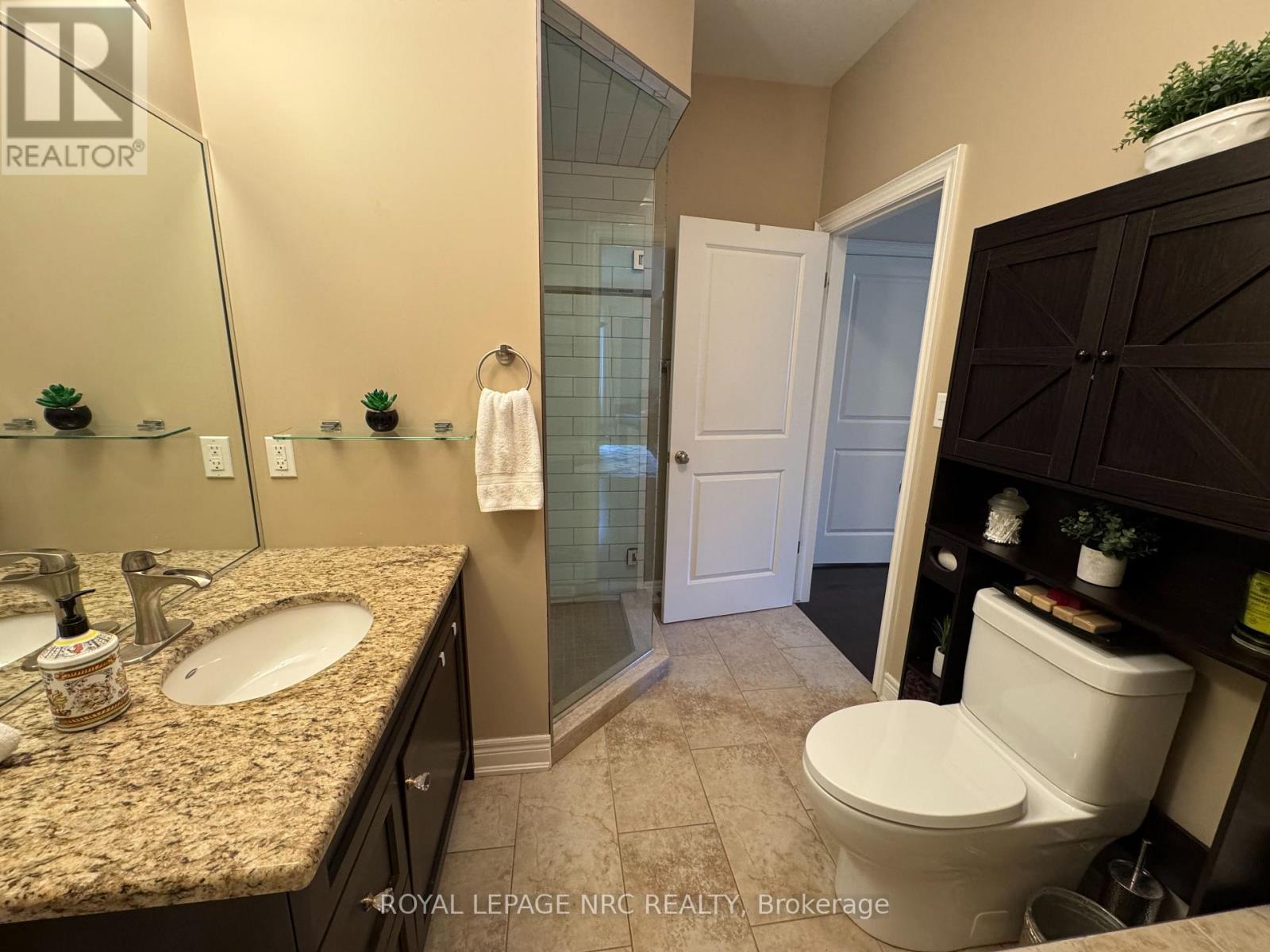 2 - 6186 Dorchester Road, Niagara Falls, Ontario  L2G 5T2 - Photo 14 - X13560722