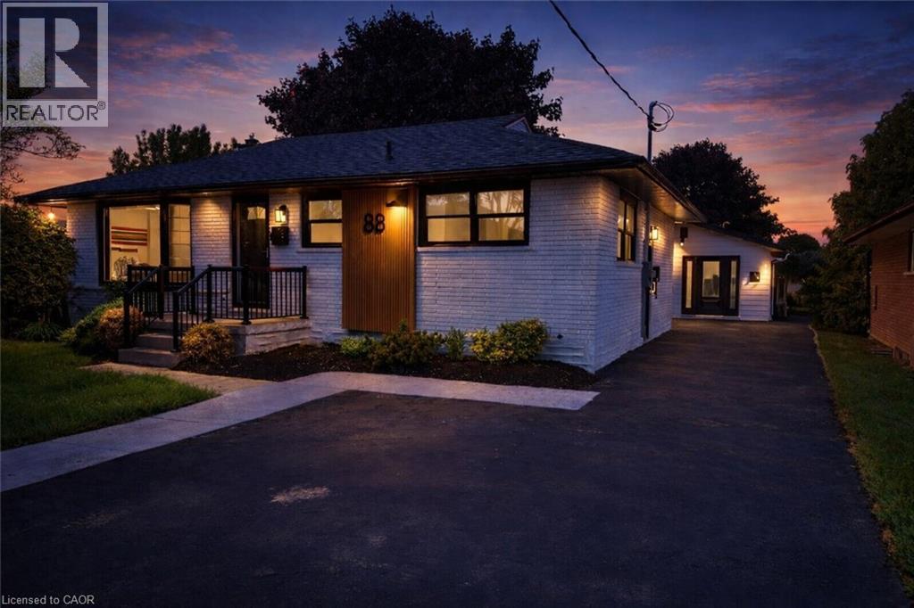 88 WOODHAVEN Road, Kitchener, Ontario