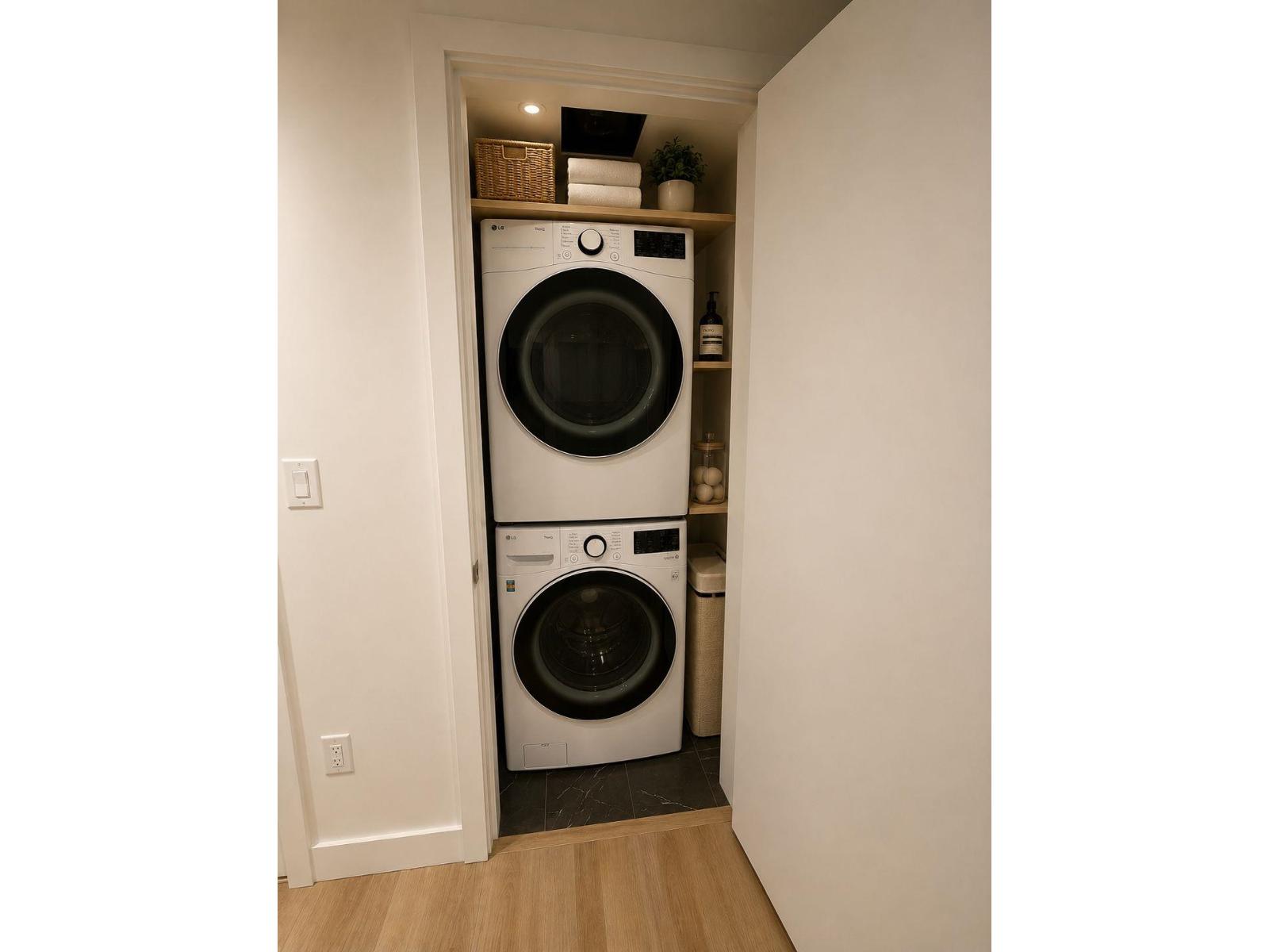 906 9675 King George Boulevard, Surrey, British Columbia  V3T 0T7 - Photo 10 - R3144375