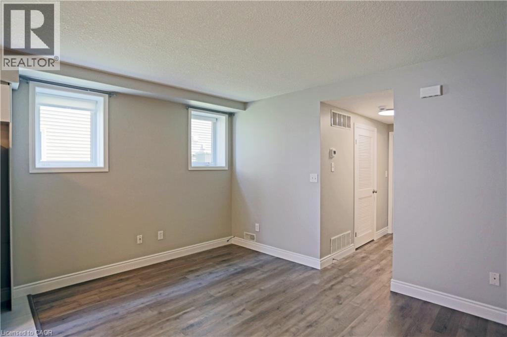 240 Westmeadow Drive Unit# 14a, Kitchener, Ontario  N2N 0A1 - Photo 8 - 40855840