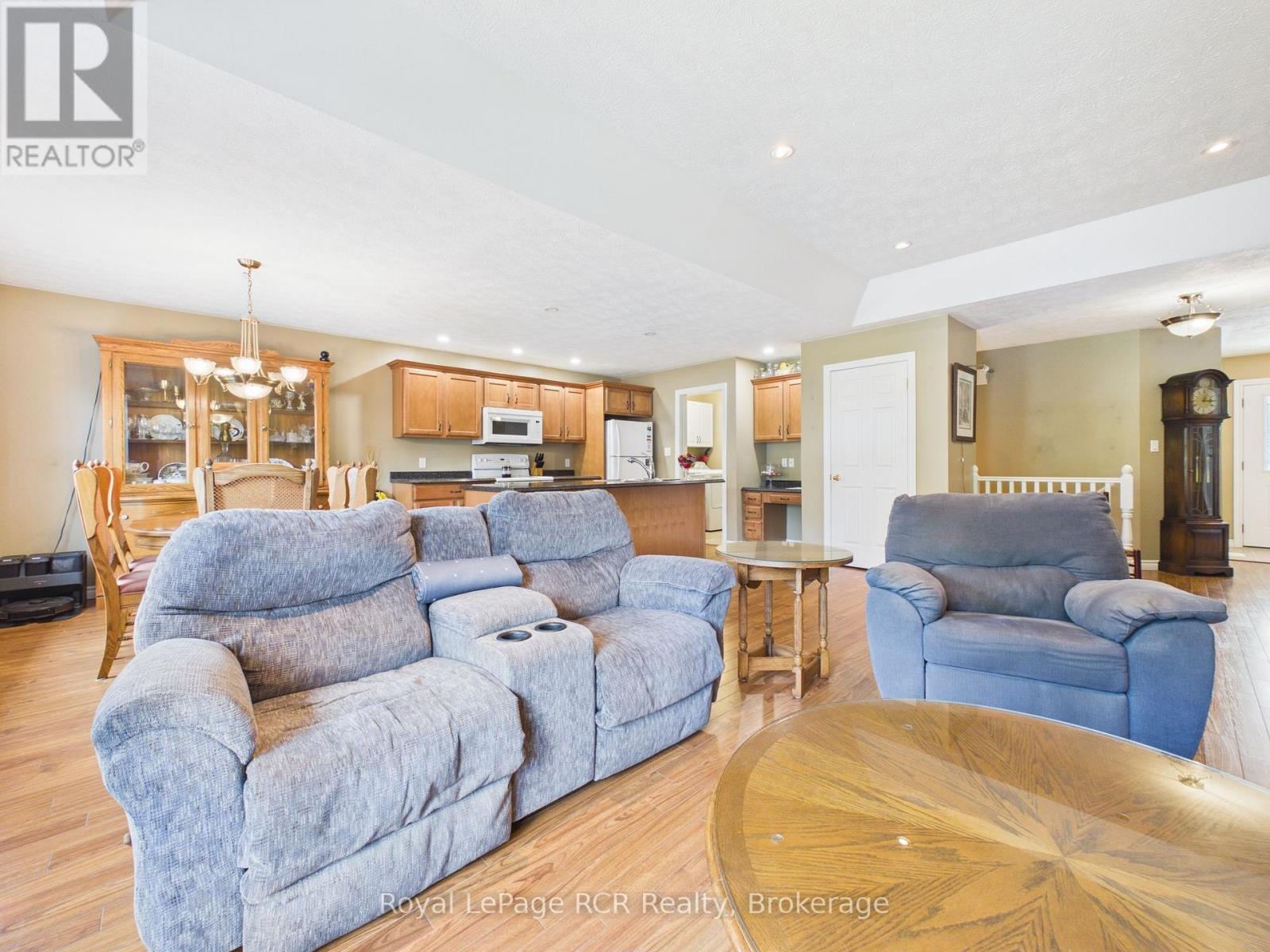 51 Alfred Street, North Huron, Ontario  N0G 2W0 - Photo 7 - X13711934