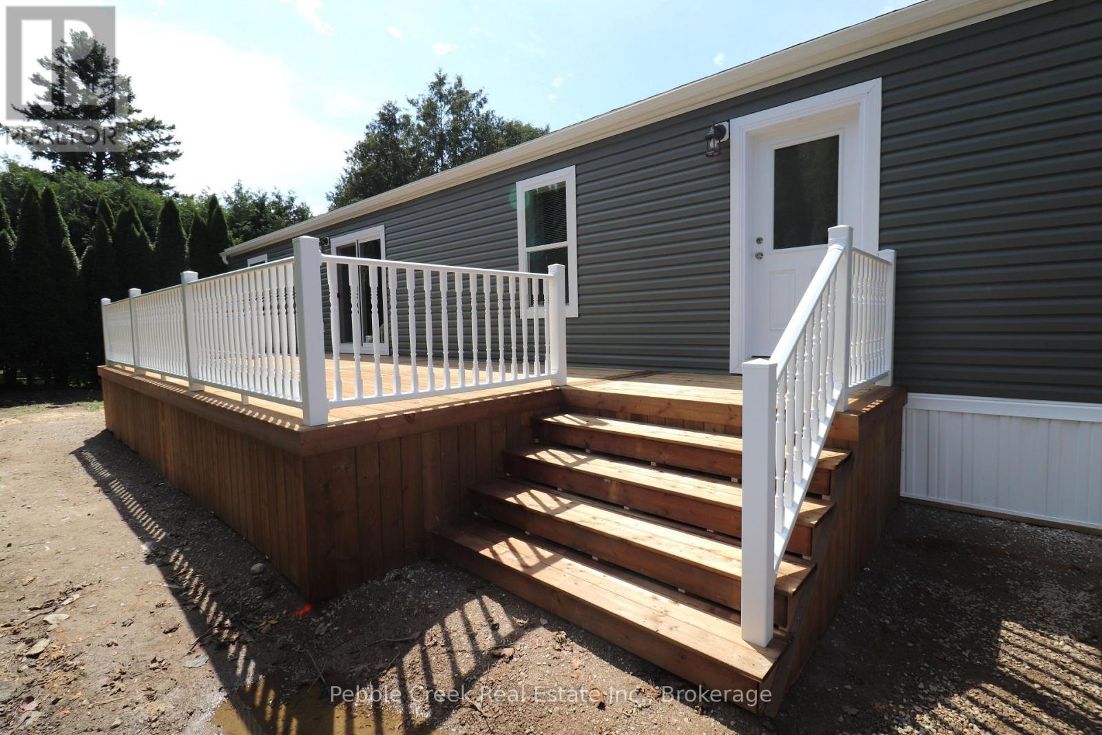 7 Sutton Drive, Ashfield-Colborne-Wawanosh (Colborne), Ontario  N7A 3Y3 - Photo 2 - X13711968