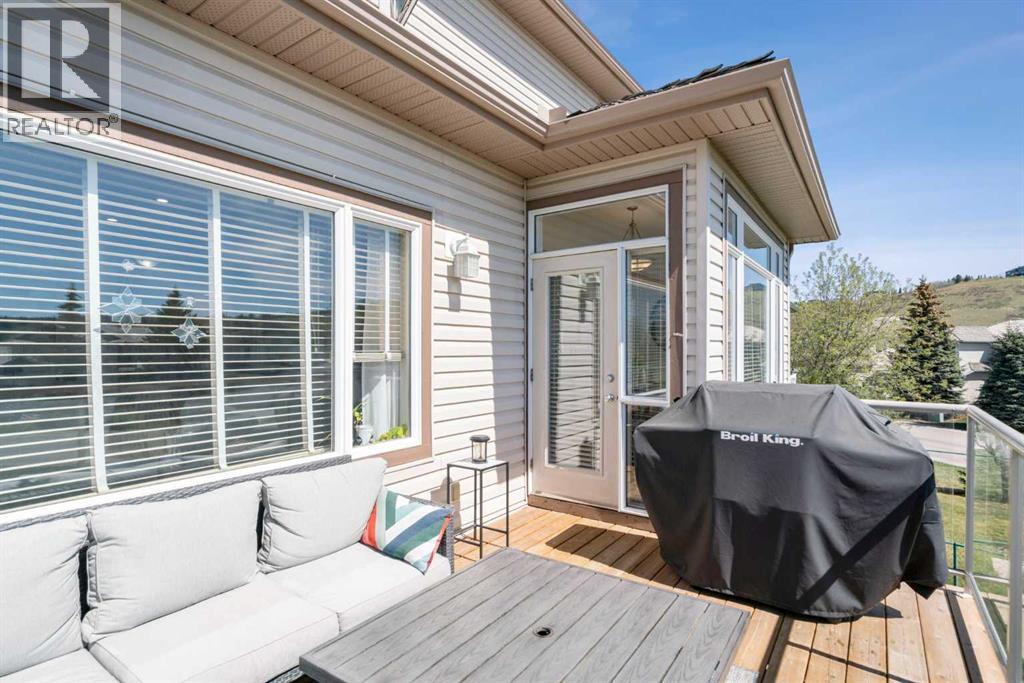 42 Gleneagles Terrace, Cochrane, Alberta  T4C 1W4 - Photo 44 - A2311053
