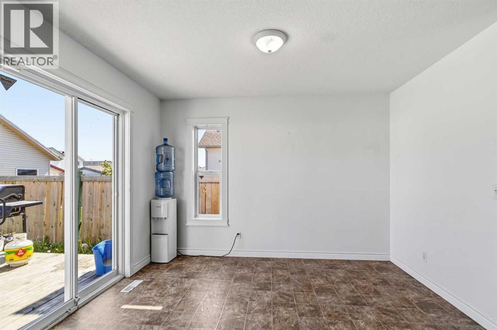 130 St. Laurent Way, Fort Mcmurray, Alberta  T9K 2K2 - Photo 18 - A2327695