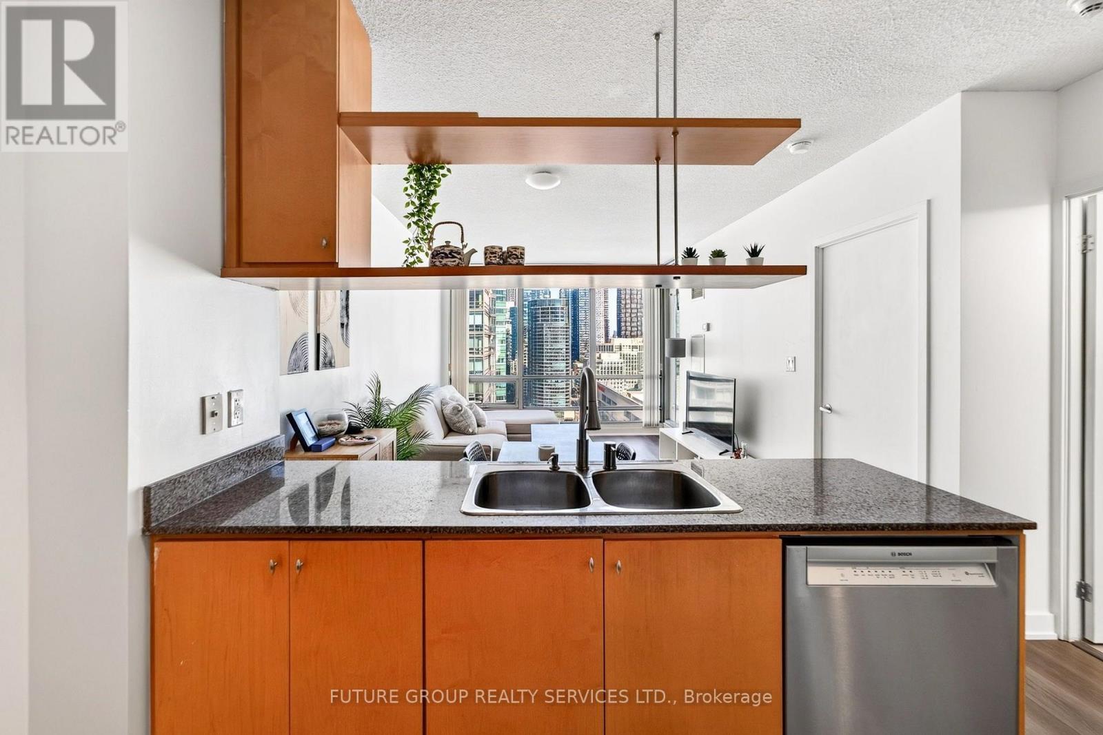 2609 - 5 Mariner Terrace, Toronto, Ontario  M5V 3V6 - Photo 3 - C13697214