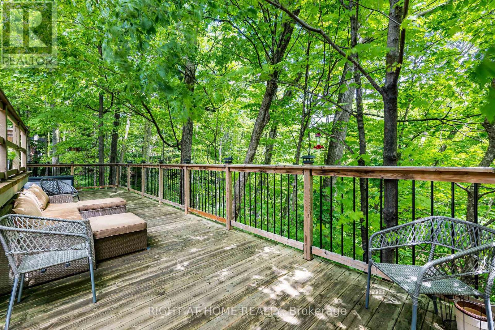 1941 Four Seasons Drive, Burlington, Ontario  L7P 2Y3 - Photo 42 - W13711524