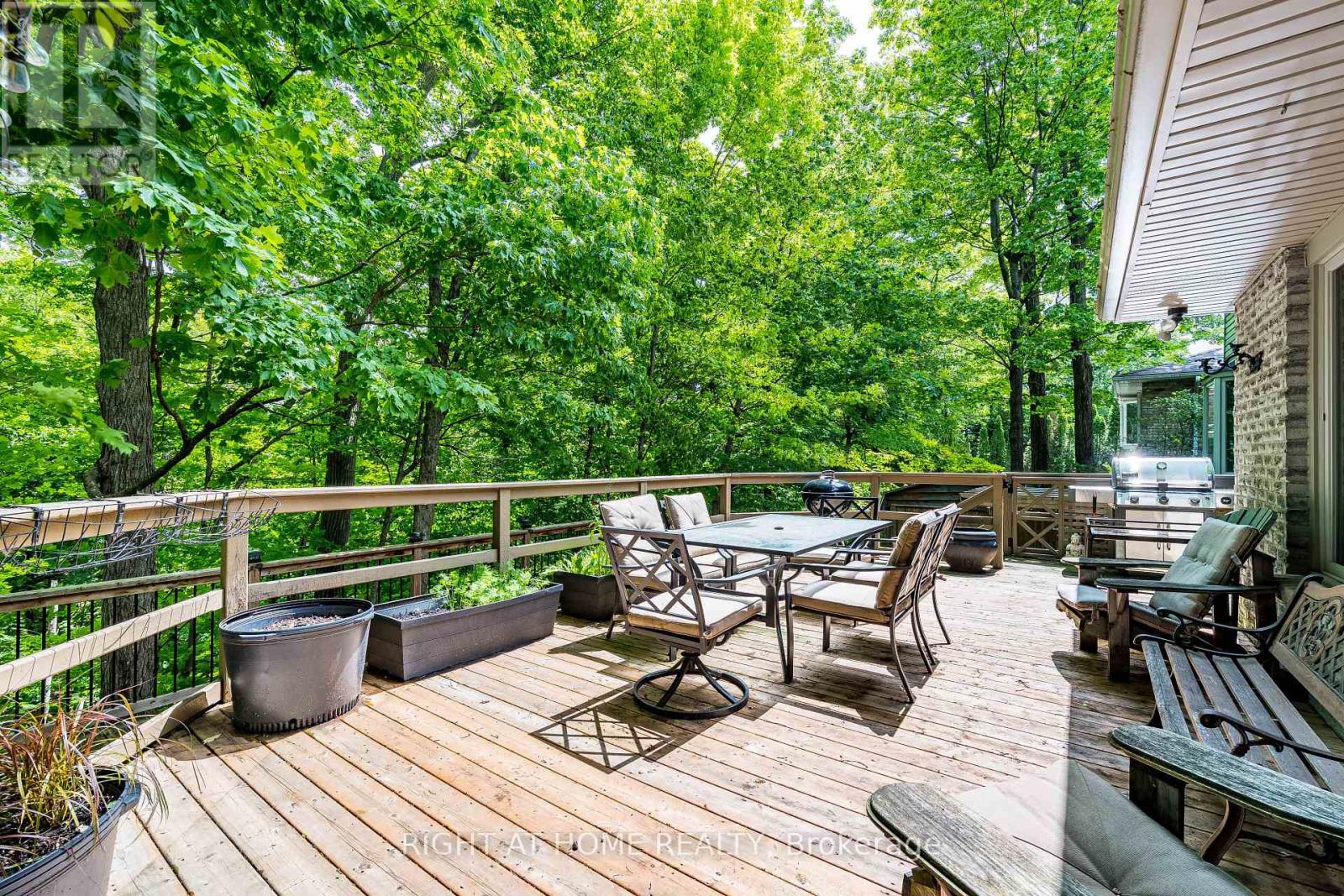 1941 Four Seasons Drive, Burlington, Ontario  L7P 2Y3 - Photo 45 - W13711524