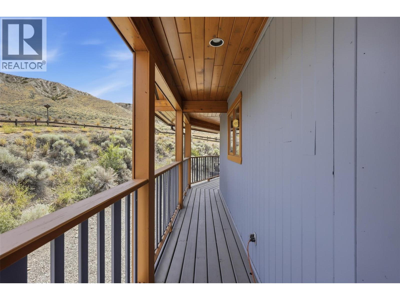 1345 Heustis Drive, Kamloops, British Columbia  V0K 1A0 - Photo 11 - 10392037