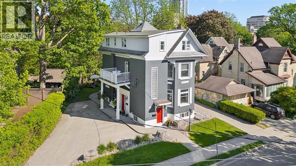 149 Young Street, Kitchener, Ontario N2H 4Z5 - Photo 3 - 40833489