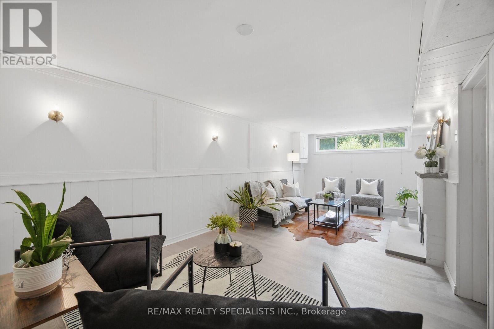 89 Alhart Drive, Toronto, Ontario  M9V 2N6 - Photo 14 - W13711926
