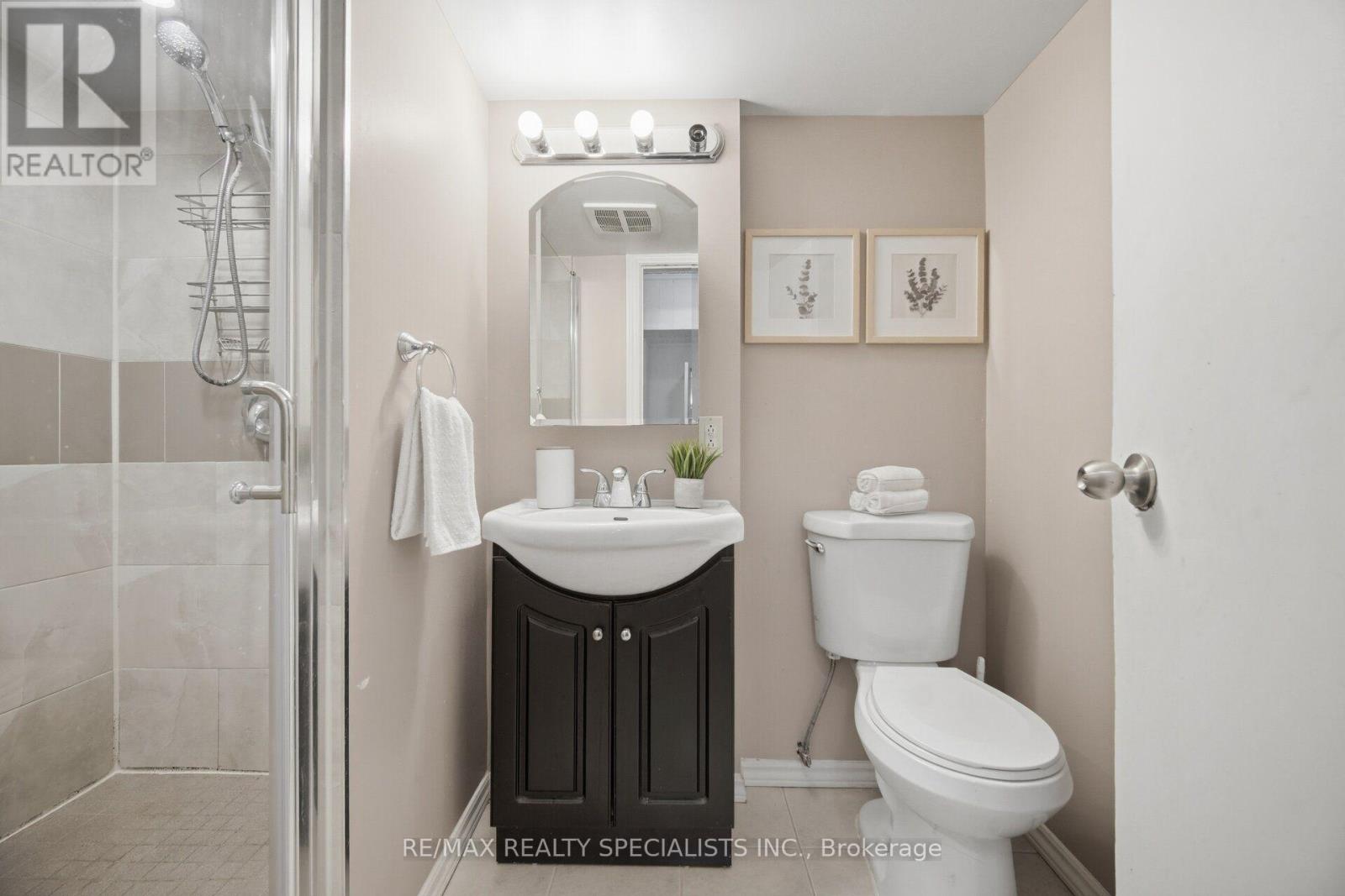 89 Alhart Drive, Toronto, Ontario  M9V 2N6 - Photo 16 - W13711926
