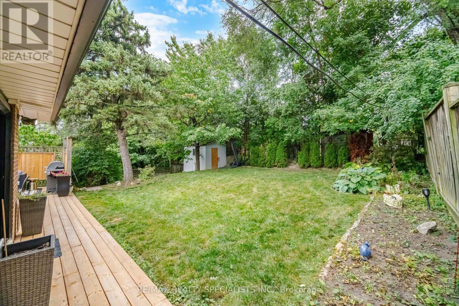 89 Alhart Drive, Toronto, Ontario  M9V 2N6 - Photo 22 - W13711926