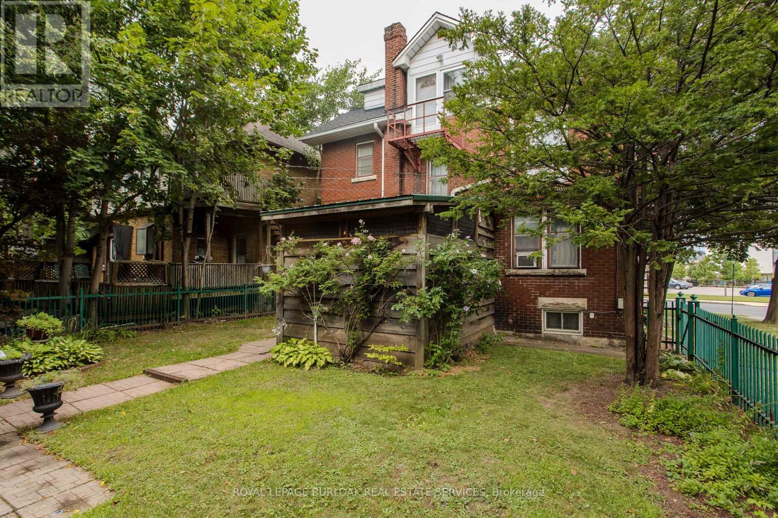 1088 King Street E, Hamilton, Ontario  L8M 1E3 - Photo 11 - X13711860