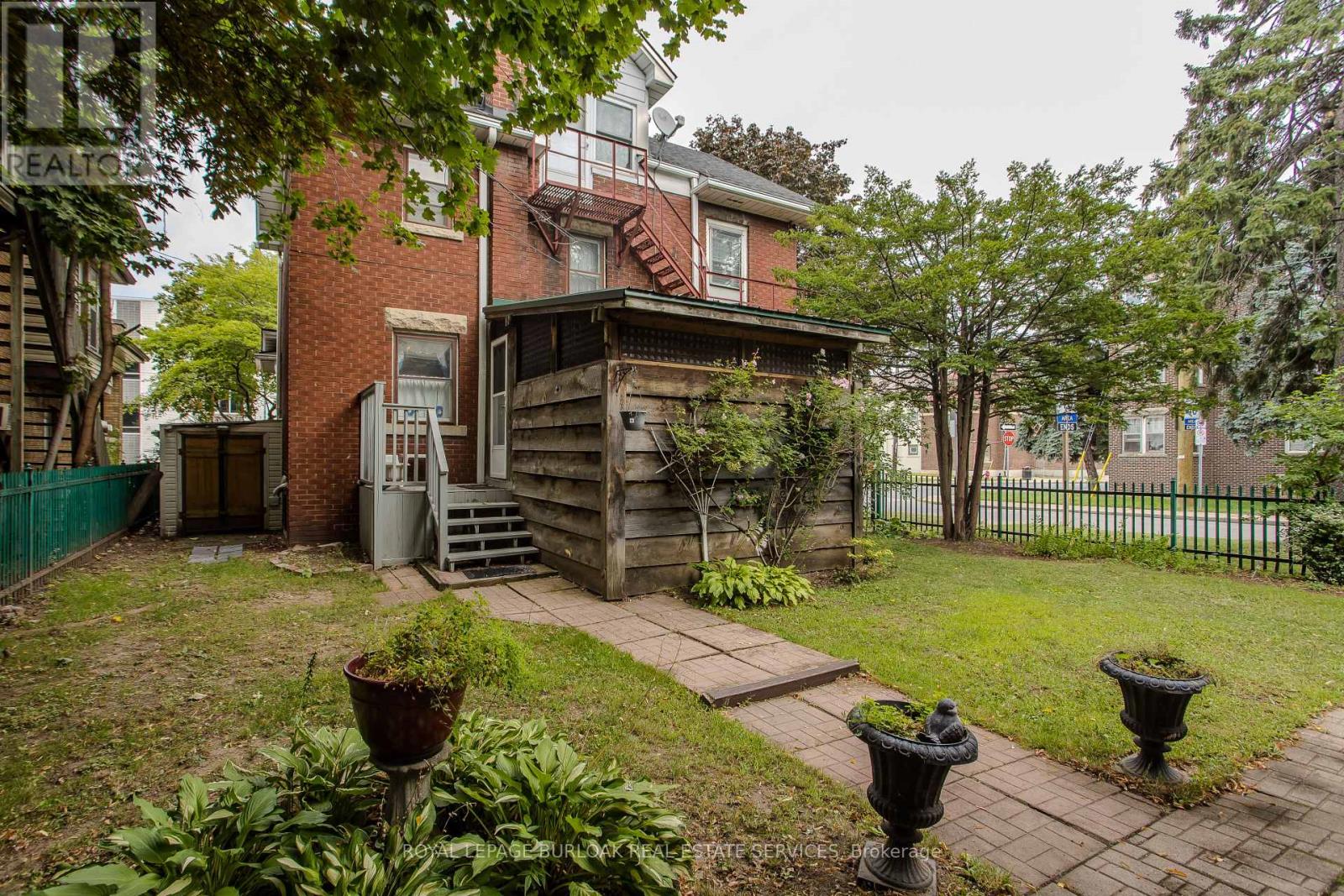 1088 King Street E, Hamilton, Ontario  L8M 1E3 - Photo 12 - X13711860