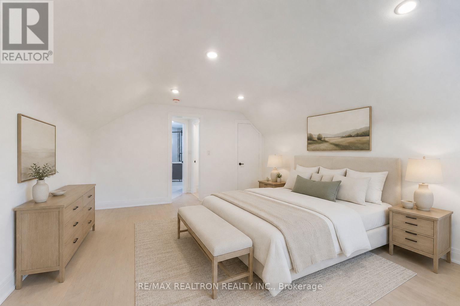 30 Morton Avenue, East Gwillimbury, Ontario  L0G 1V0 - Photo 34 - N13624232