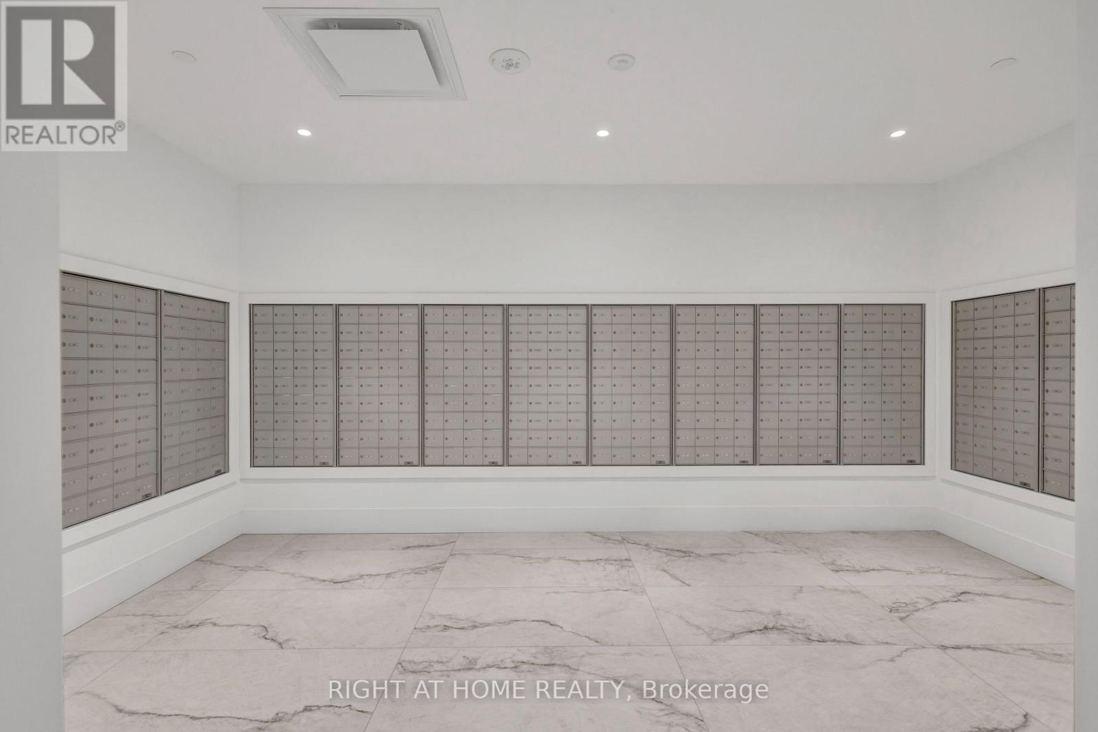 1501 - 4010 Eglinton Avenue W, Toronto, Ontario  M9A 0G5 - Photo 24 - W13678472