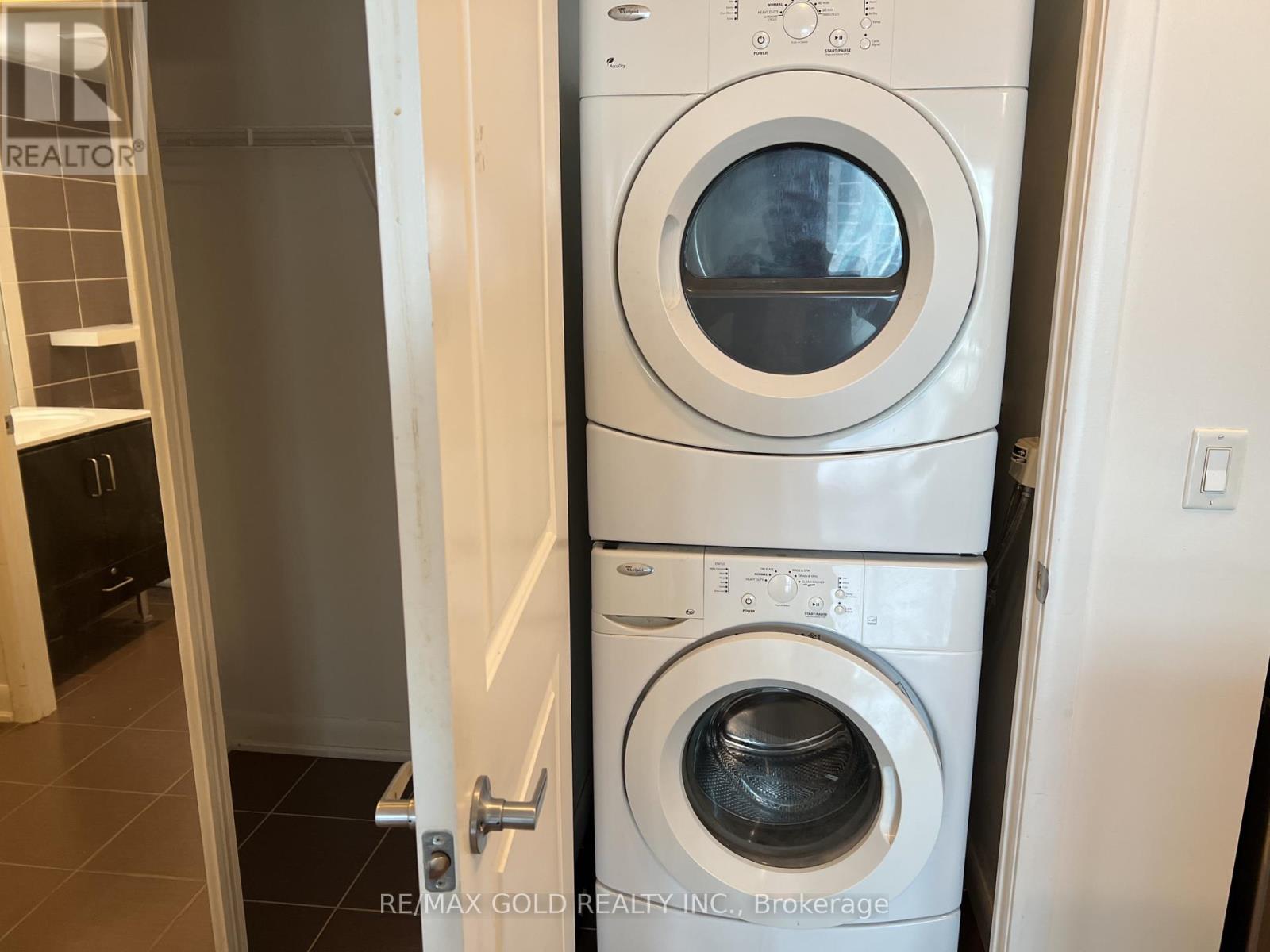 1501 - 205 Sherway Gardens Road, Toronto, Ontario  M9C 0A5 - Photo 16 - W13711696