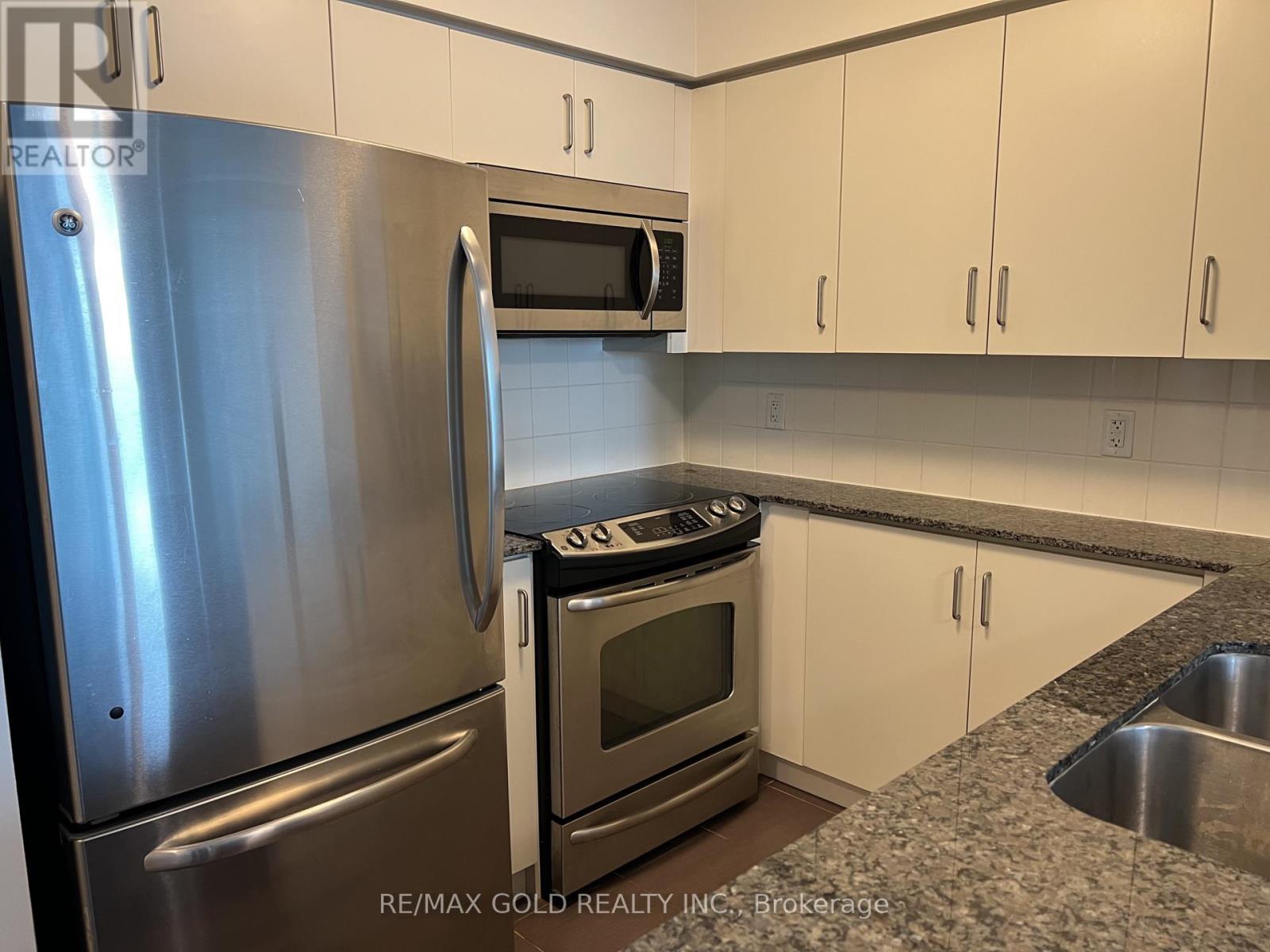 1501 - 205 Sherway Gardens Road, Toronto, Ontario  M9C 0A5 - Photo 10 - W13711696