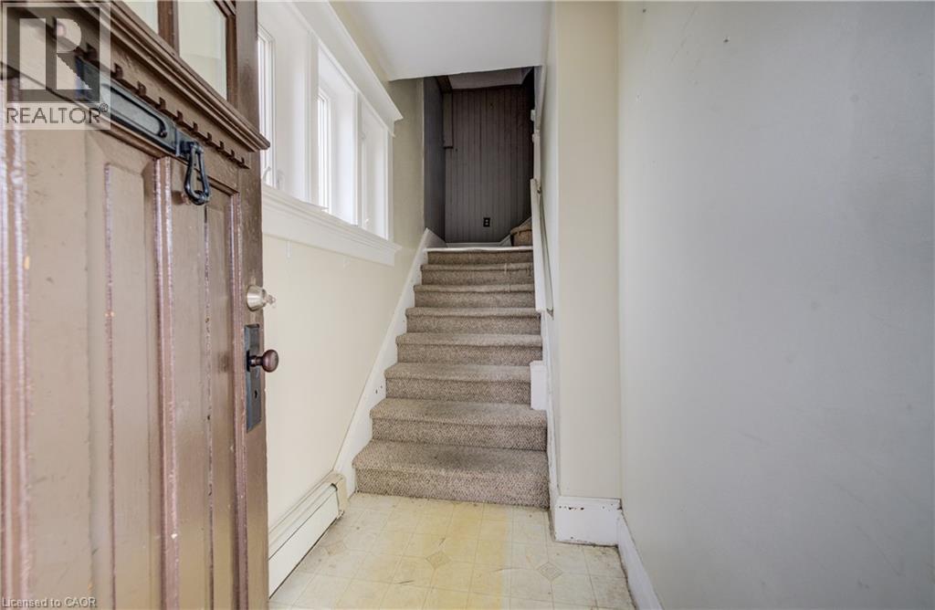 698 King Street W, Kitchener, Ontario  N2G 1E2 - Photo 17 - 40858166