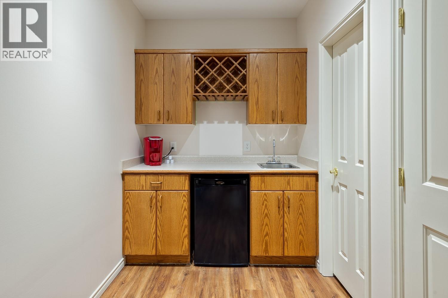 4141 Gallaghers Boulevard S, Kelowna, British Columbia  V1W 4V2 - Photo 32 - 10398640