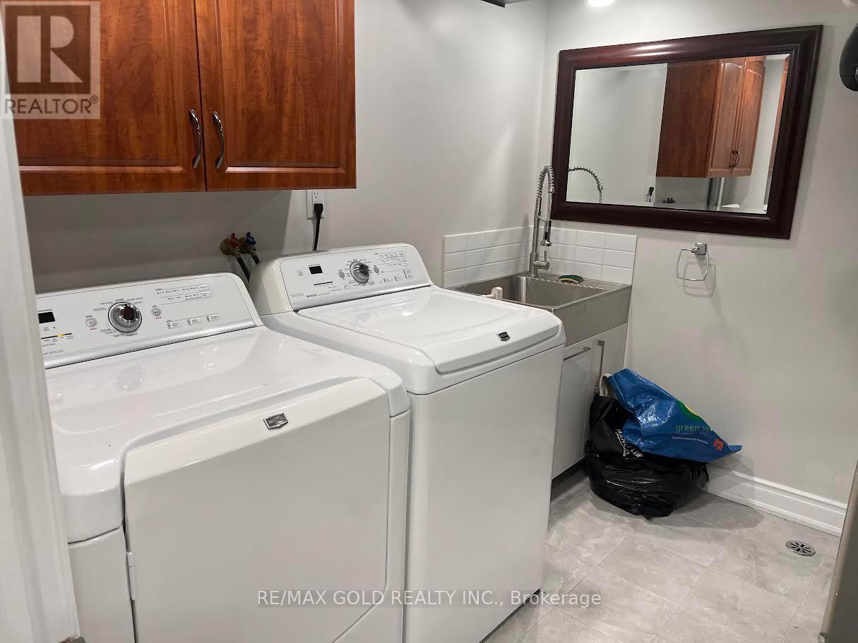 Lower - 3125 Lednier Terrace, Mississauga, Ontario  L4Y 3Z9 - Photo 14 - W13711702