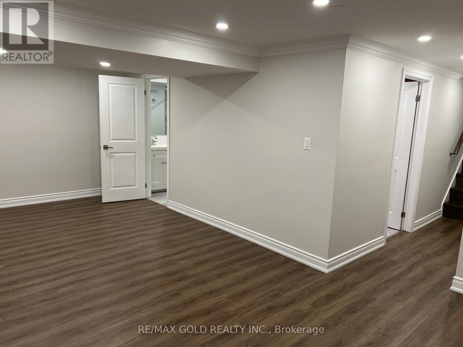 Lower - 3125 Lednier Terrace, Mississauga, Ontario  L4Y 3Z9 - Photo 12 - W13711702