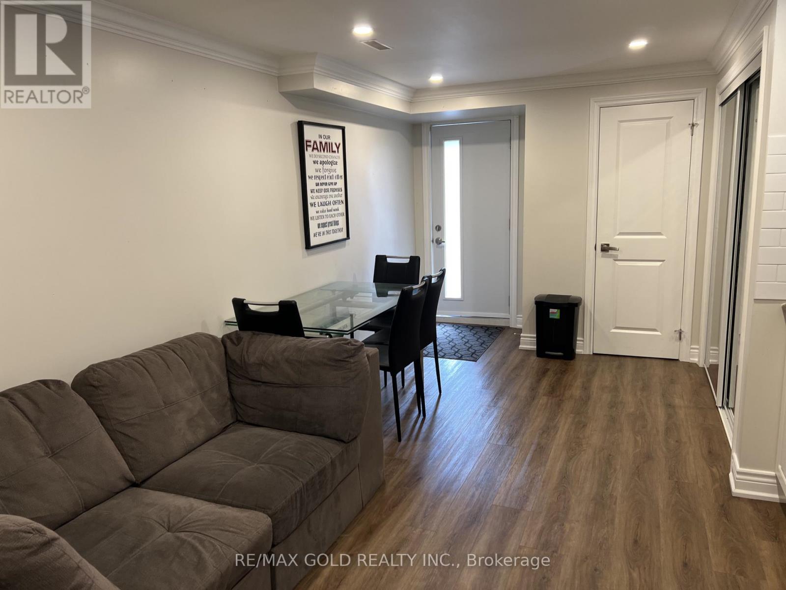 Lower - 3125 Lednier Terrace, Mississauga, Ontario  L4Y 3Z9 - Photo 5 - W13711702