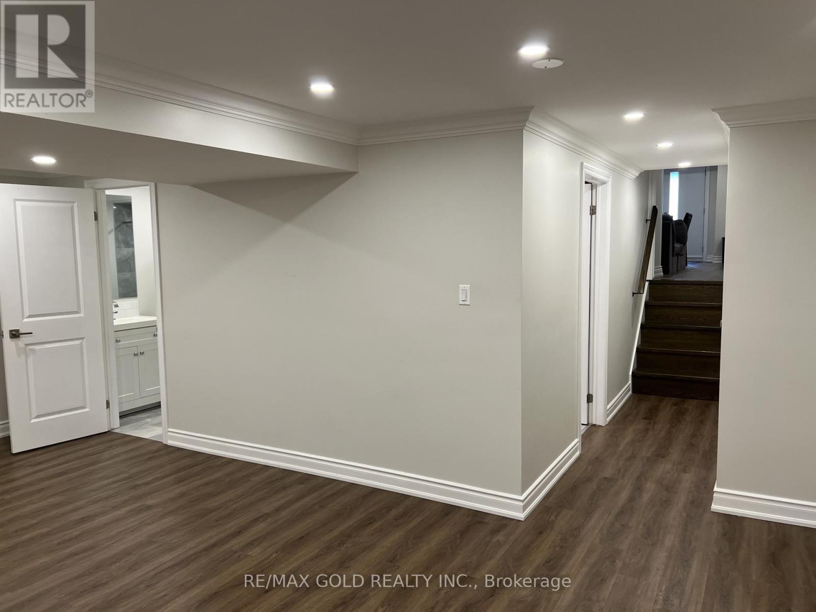 Lower - 3125 Lednier Terrace, Mississauga, Ontario  L4Y 3Z9 - Photo 11 - W13711702