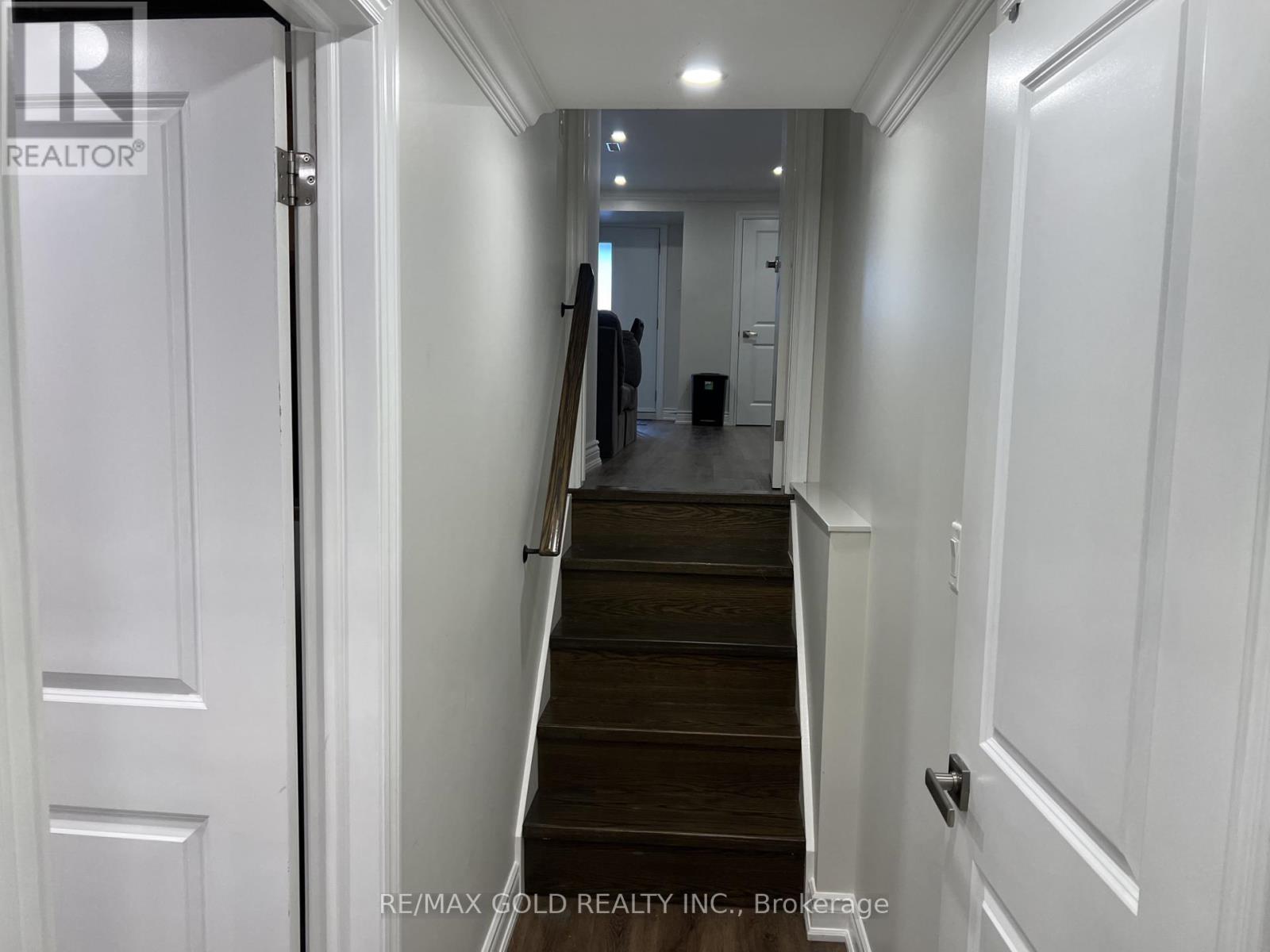 Lower - 3125 Lednier Terrace, Mississauga, Ontario  L4Y 3Z9 - Photo 13 - W13711702