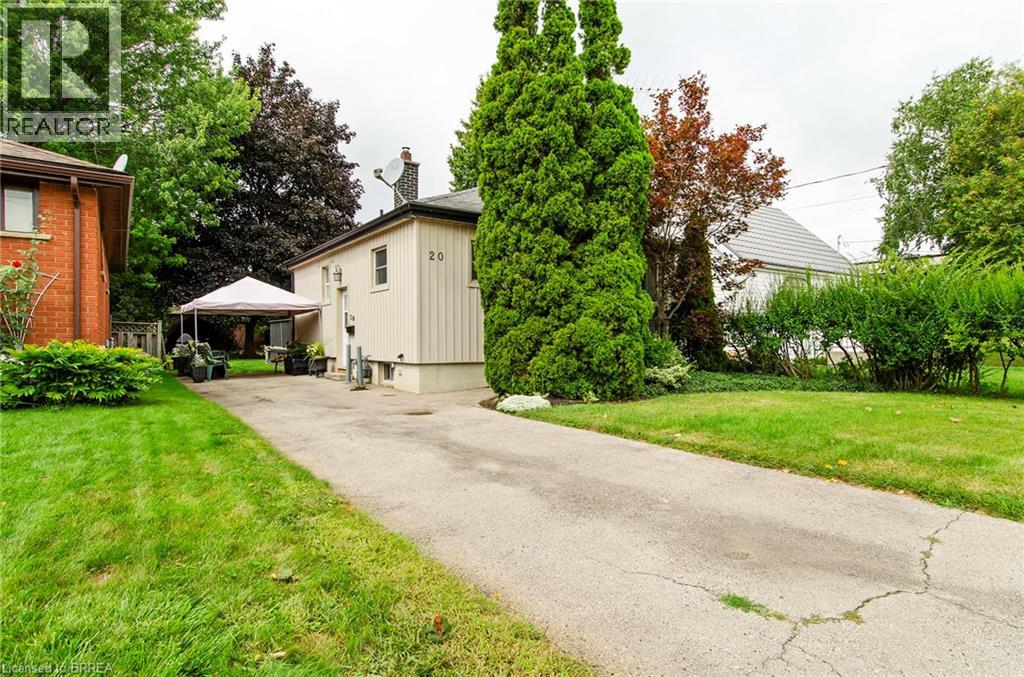 20 John Street, Brantford, Ontario  N3T 4H7 - Photo 2 - 40857908