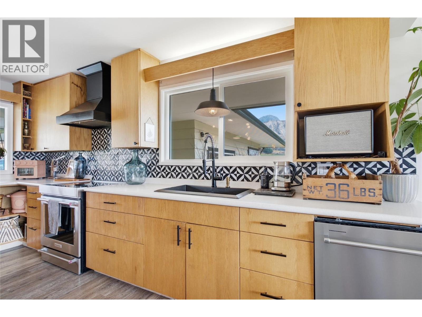 1808 & 1860 Shuswap Road E Lot# C & D, Kamloops, British Columbia  V2H 1S9 - Photo 24 - 10398232
