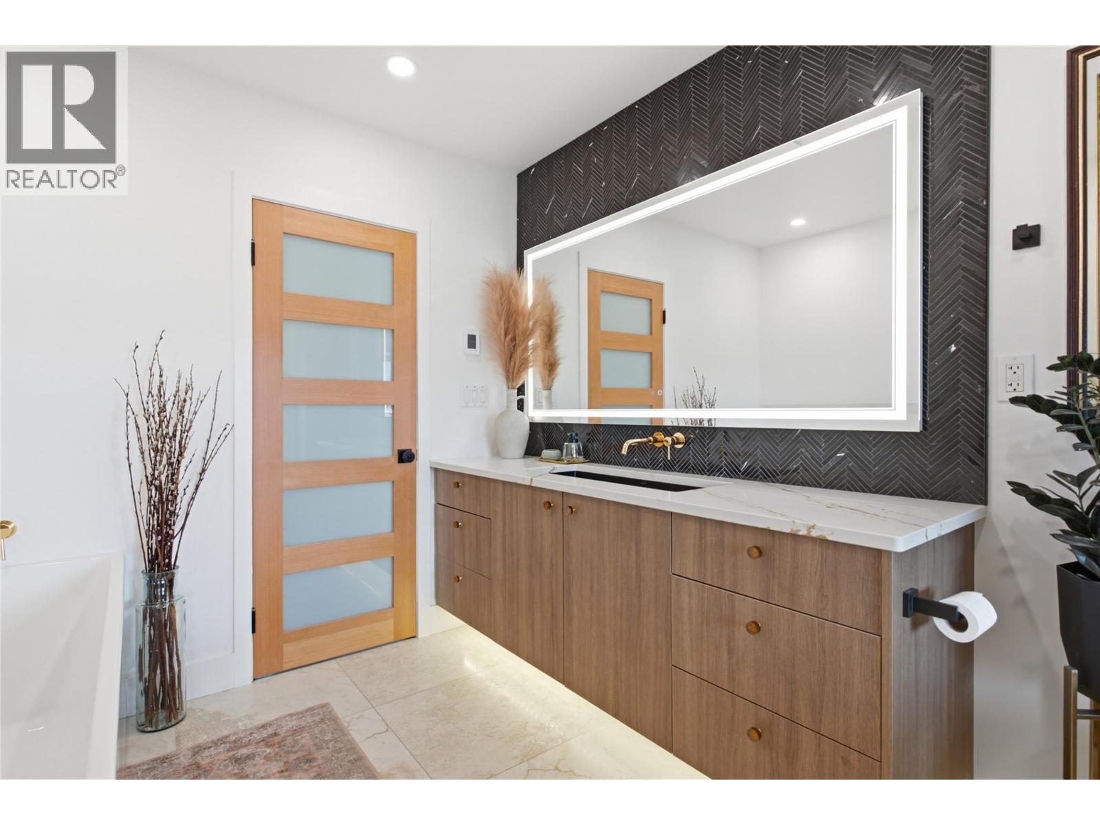 1808 & 1860 Shuswap Road E Lot# C & D, Kamloops, British Columbia  V2H 1S9 - Photo 40 - 10398232
