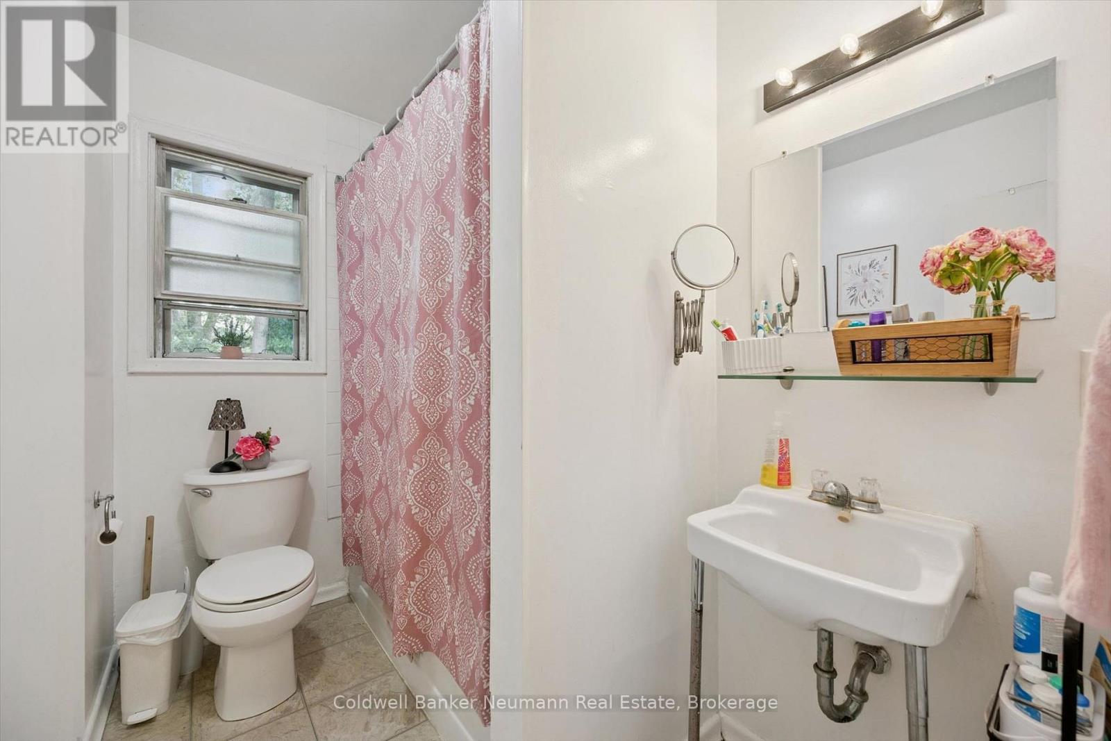 1561-1567 Queenston Road, Cambridge, Ontario  N3H 3L8 - Photo 19 - X13710780