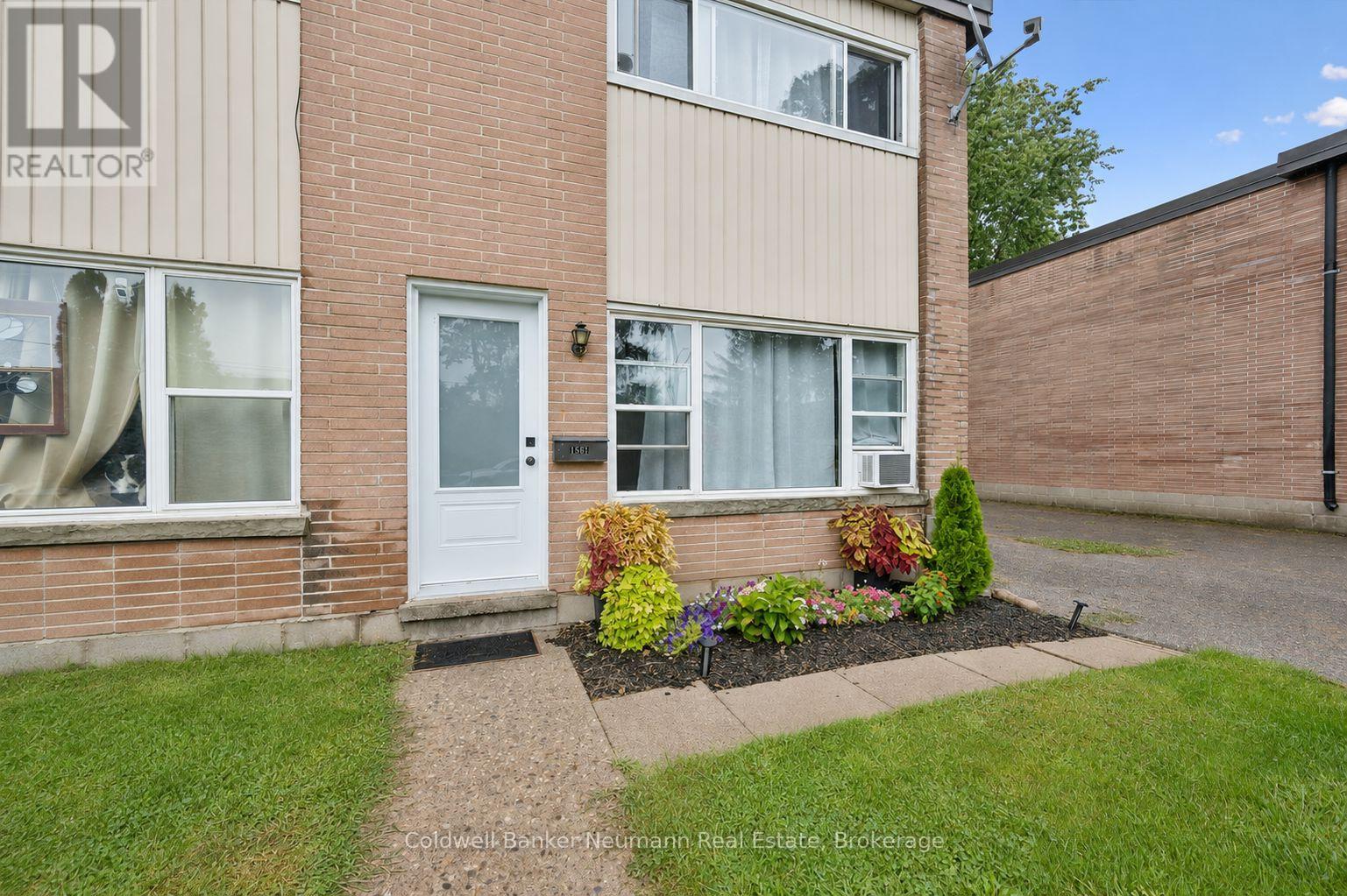 1561-1567 Queenston Road, Cambridge, Ontario  N3H 3L8 - Photo 4 - X13710780