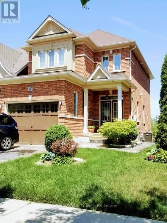 425 HARRIS STREET, Whitby, Ontario
