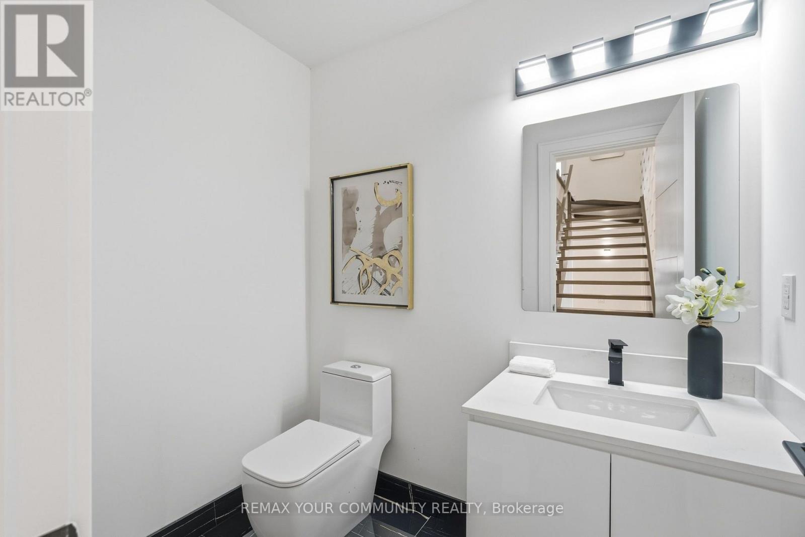 49 Wayland Avenue, Toronto, Ontario  M4E 3C8 - Photo 20 - E13712036