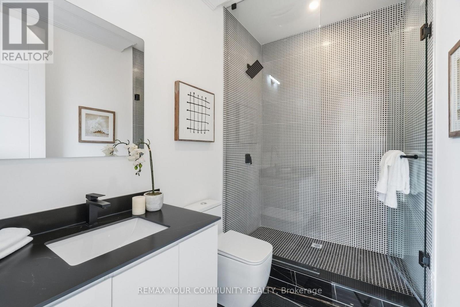 49 Wayland Avenue, Toronto, Ontario  M4E 3C8 - Photo 26 - E13712036