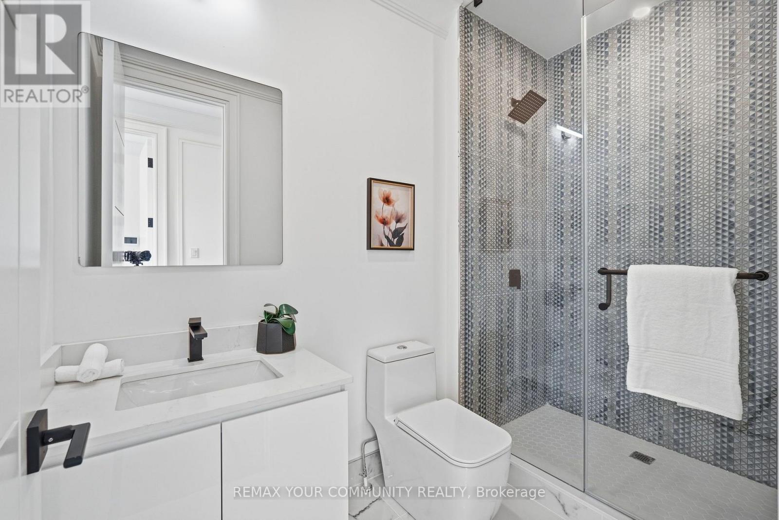 49 Wayland Avenue, Toronto, Ontario  M4E 3C8 - Photo 29 - E13712036