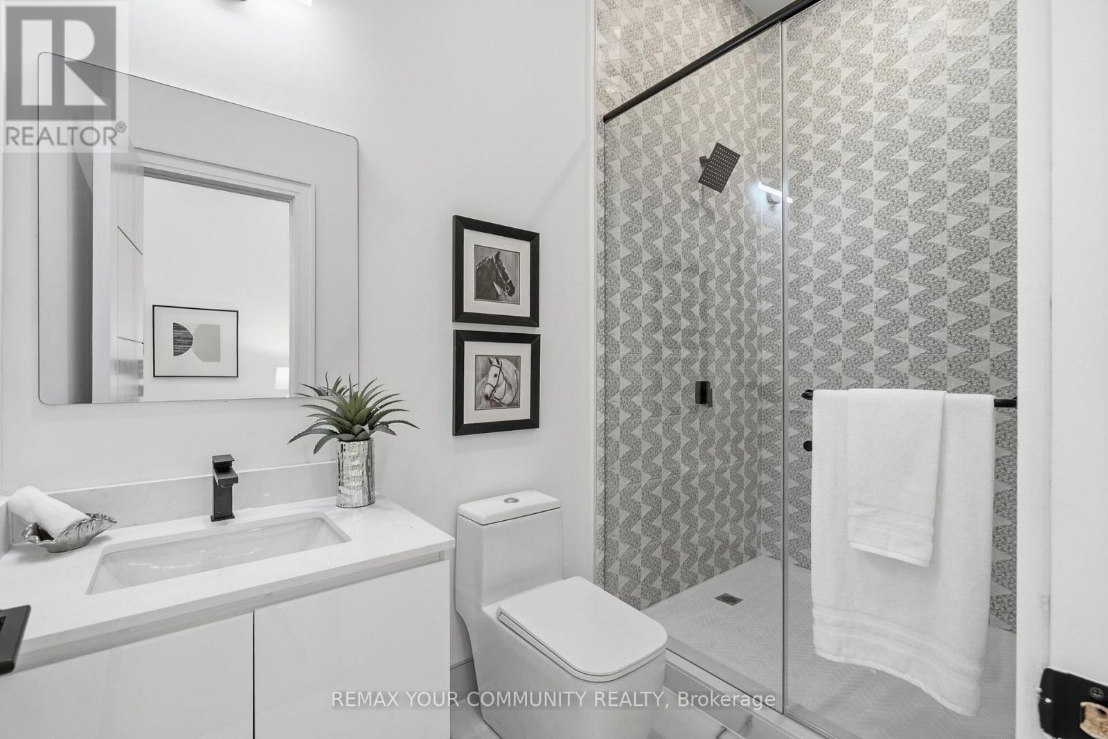 49 Wayland Avenue, Toronto, Ontario  M4E 3C8 - Photo 32 - E13712036