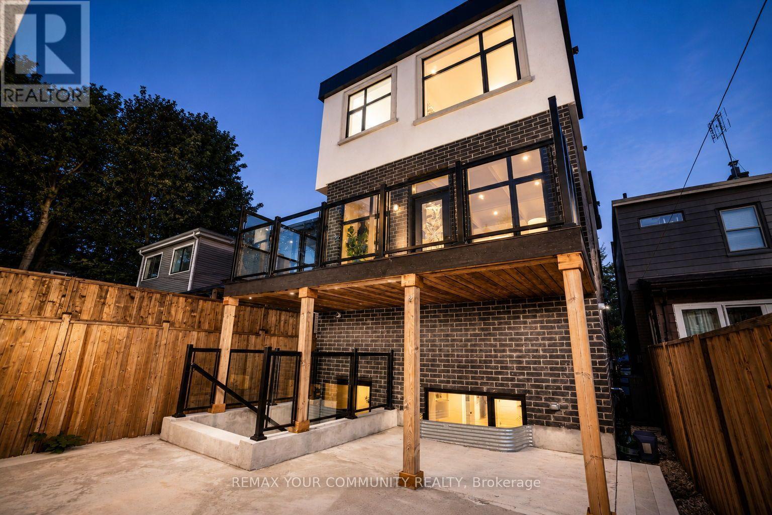 49 Wayland Avenue, Toronto, Ontario  M4E 3C8 - Photo 33 - E13712036