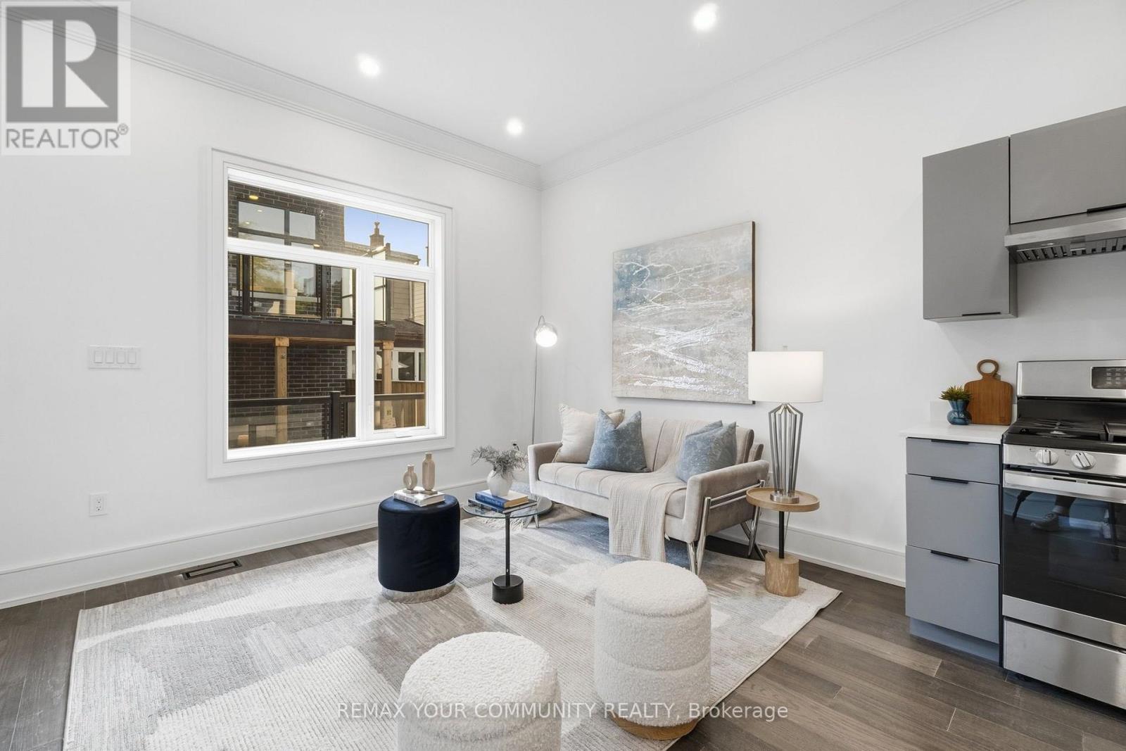 49 Wayland Avenue, Toronto, Ontario  M4E 3C8 - Photo 41 - E13712036