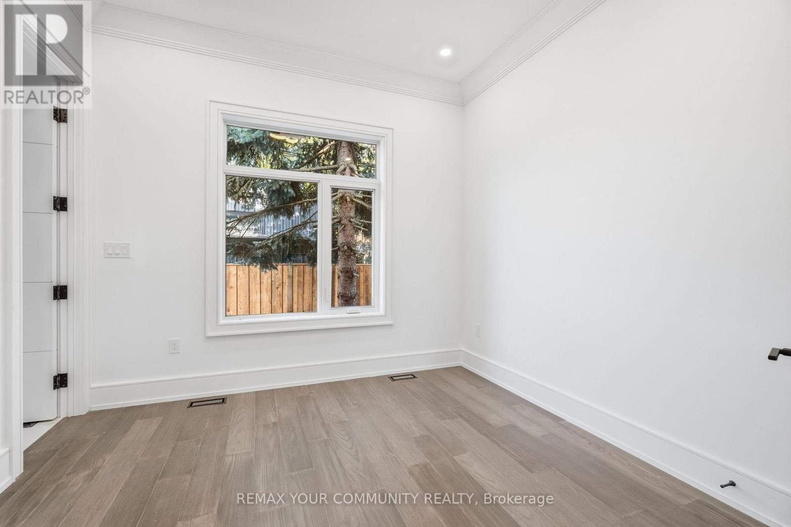 49 Wayland Avenue, Toronto, Ontario  M4E 3C8 - Photo 43 - E13712036